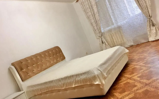 Апартаменты на улице 50 лет Октября 1