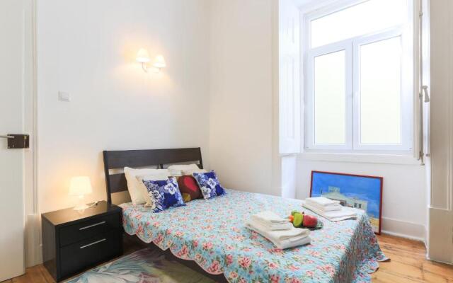 Lisbon Secret & Charming Baixa 4 Bedroom Apartment