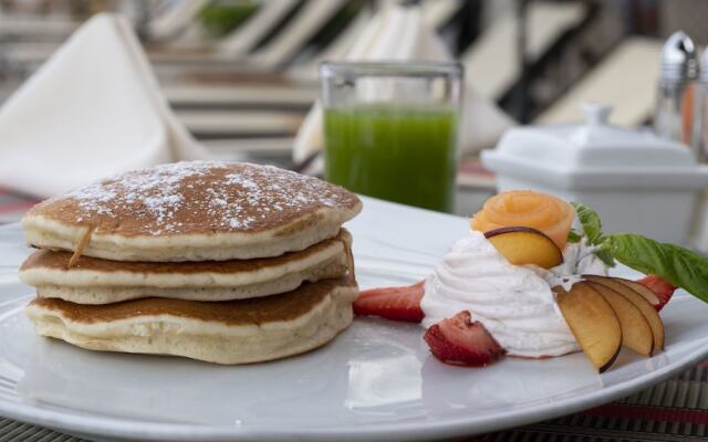 Costa Sur Resort by VRHost