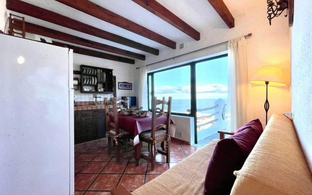 Apartment in a rural house, wonderful ocean view in El Hierro