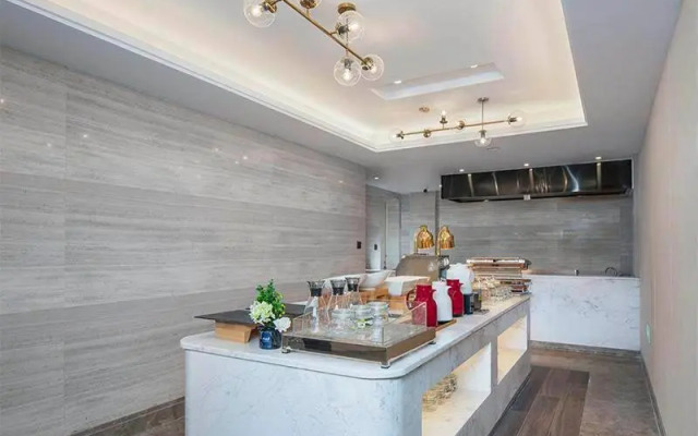 Kyriad Hotel (Luoyang Longmen high-speed railway station Branch)