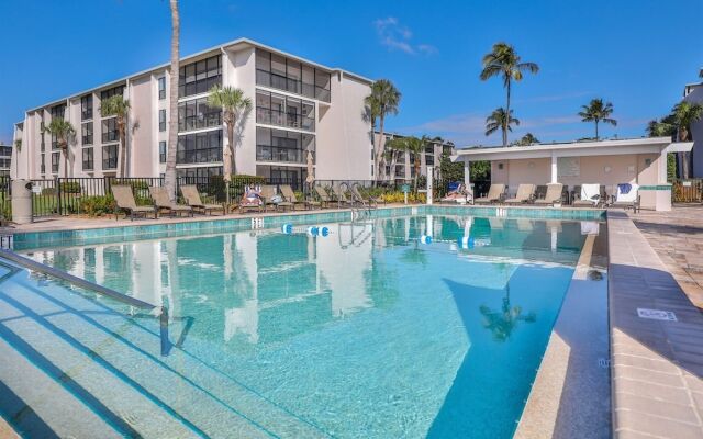 Sundial A403 - One Bedroom, Direct Beachfront! Condo