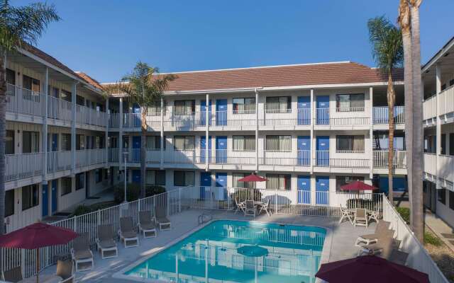 Motel 6 Carpinteria, CA - Santa Barbara - North