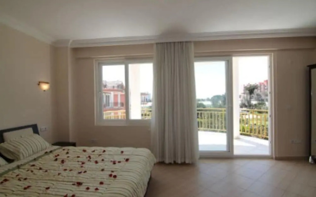 Villa with Majestic Views 1028
