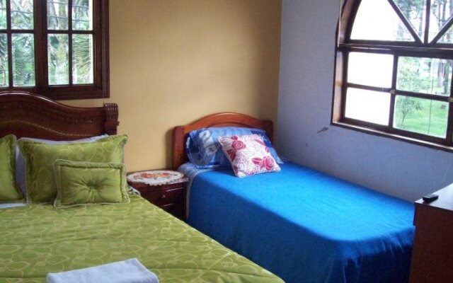 Hotel Caney Lodge