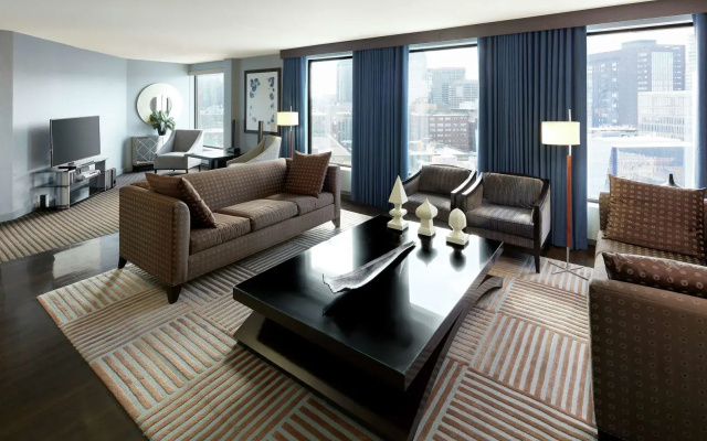 DoubleTree by Hilton Montreal