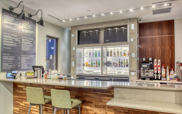Courtyard by Marriott Fargo