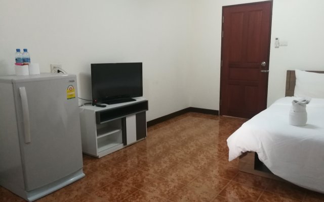 Soi 5 Apartment