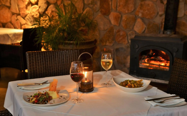 Bushveld Terrace Safari Hotel, Lodge & Spa