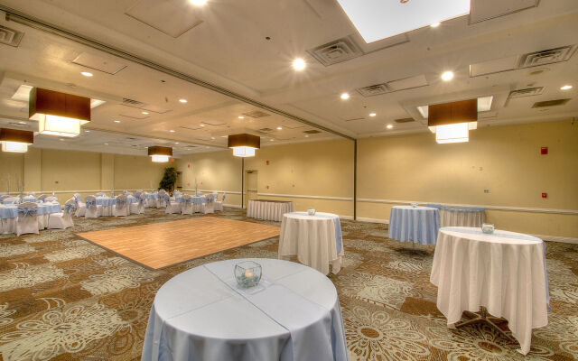 Holiday Inn Orlando East - UCF Area by IHG