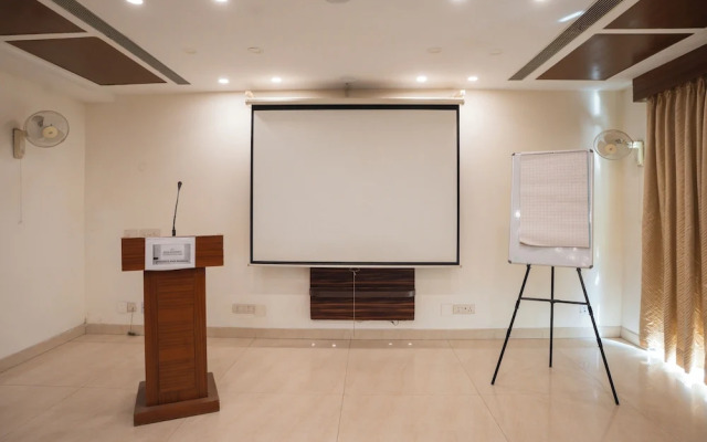 Ahuja Residency Cyber City Ii