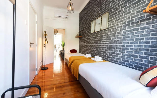 Rato Design With Terrace By Homing