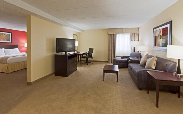 Holiday Inn Express & Suites Ft. Lauderdale N - Exec Airport, an IHG Hotel