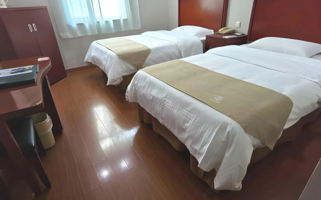 GreenTree Inn Chongqing Shiqiaopu Computer City Light Rail Stine Express Hotel