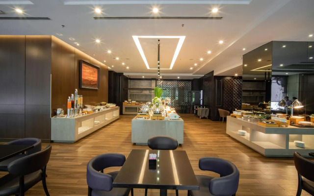 Nhat Ha L'Opera Hotel