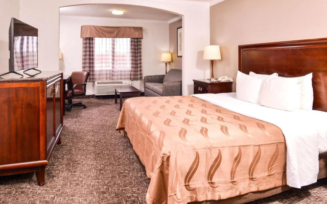 Quality Inn & Suites Beaumont