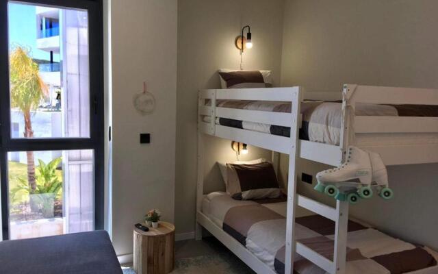 The View Luxury Vacation Apartment 5