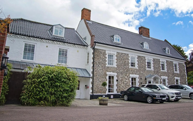 Waveney House Hotel