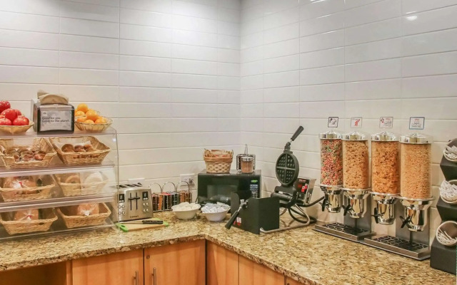 Econo Lodge Winnipeg South