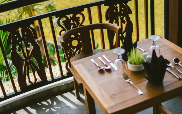 Honai Resort
