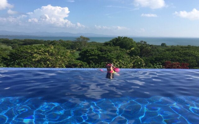 Fiji Luxury Pool Villa