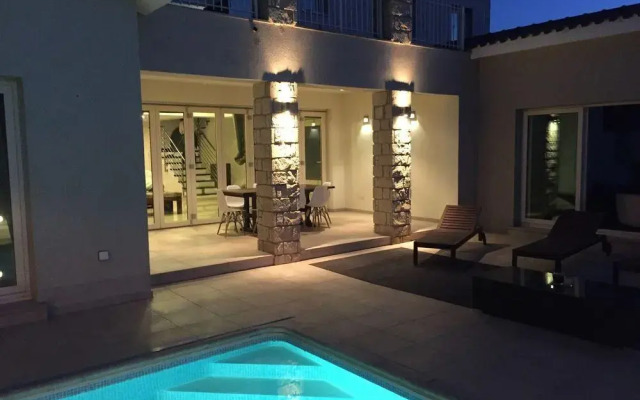 villa kristia