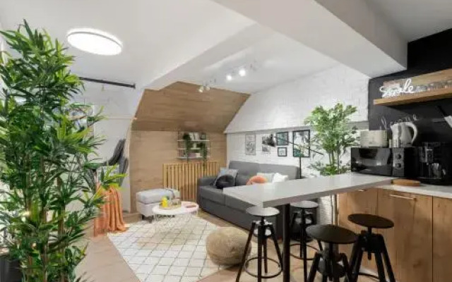Historical Center by CityLife Suites