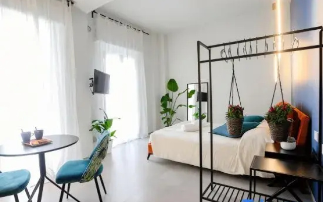 Floris: modern studio in the heart of city center