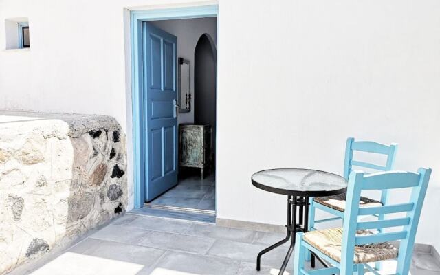 Family Village Santorini