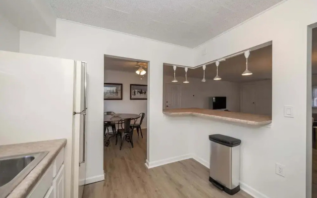 The Grand Elm Suite 2 Sleeps 6