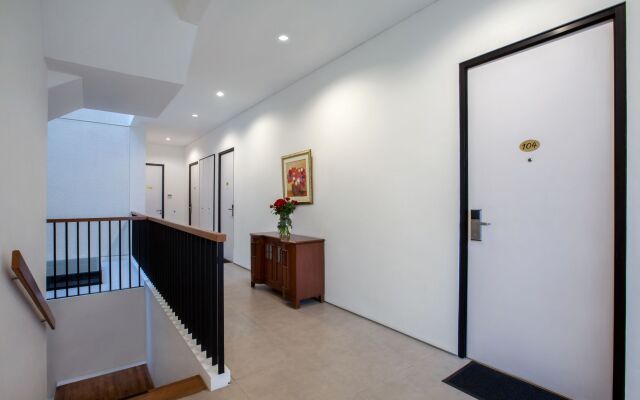 White Tree Residence