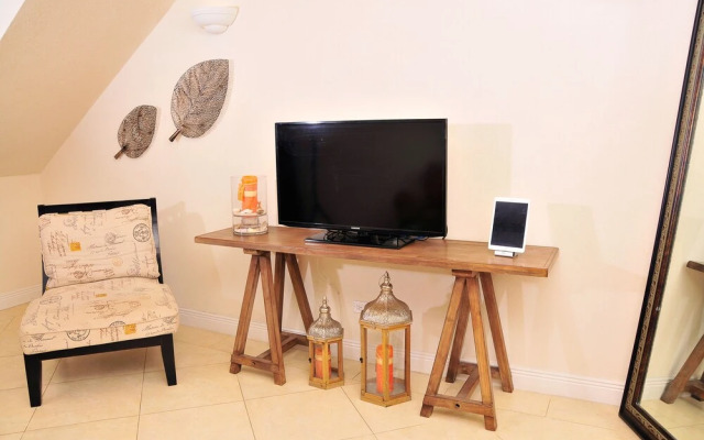 ZenBreak - Anidale Spacious Condo