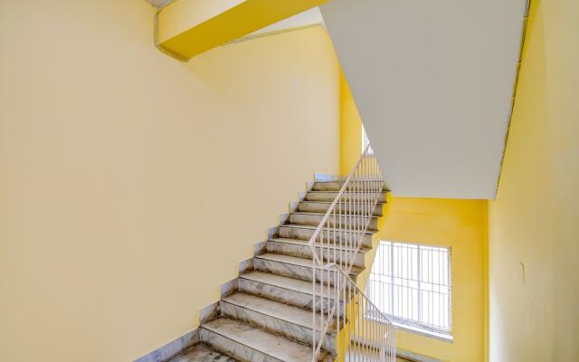 Fabhotel New Dream Palace