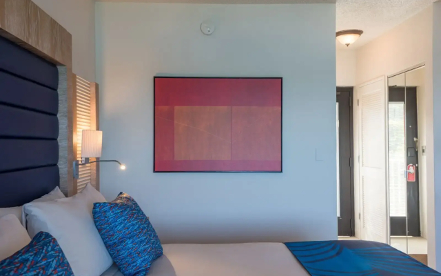 Grotto Bay Beach Resort