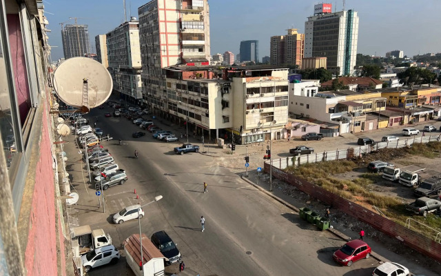 Apartamento África T2 em Zona Comercial de Luanda