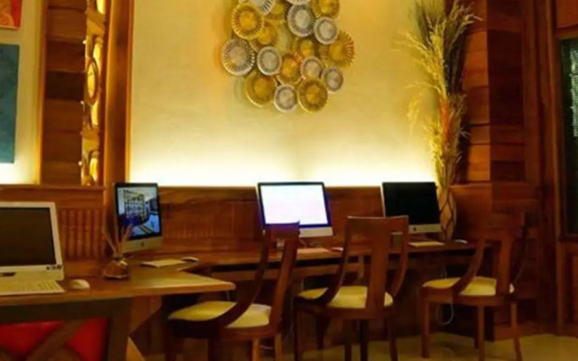 Chanthapanya Hotel
