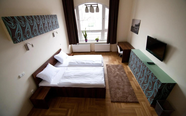 SasOne Rooms
