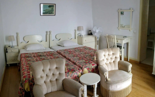 Pensão Residencial Vila Teresinha