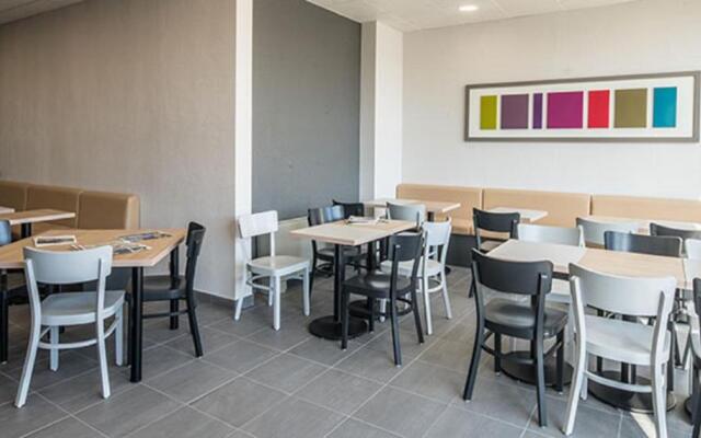 B&B HOTEL Grenoble Centre Verlaine