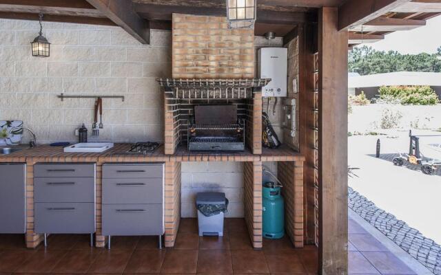 Villa Amendoa (AL) in Corroios