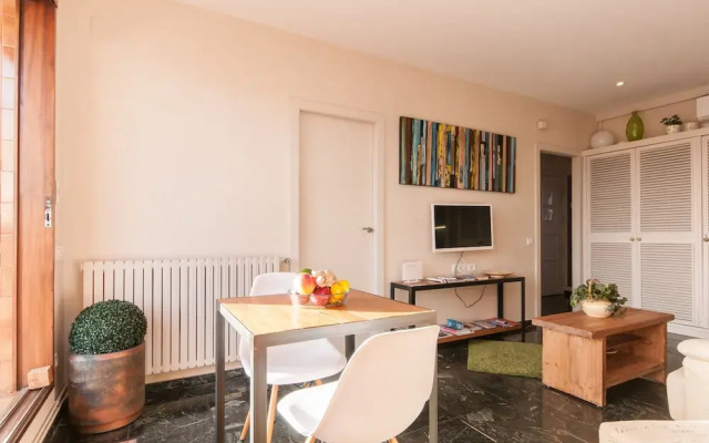 1 bedroom private rooftop terrace