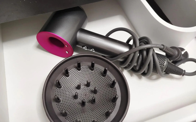 Origami на улице Генерала Буткова 20