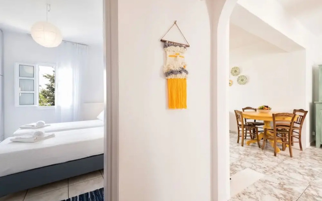 Menta II in Naousa With Free Parking Paros