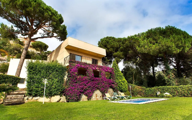 Penelope - Two Bedroom