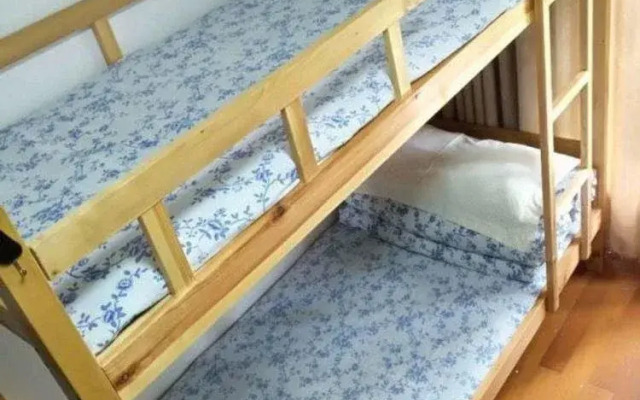 Shanghai Yuelai Guest House - Hostel