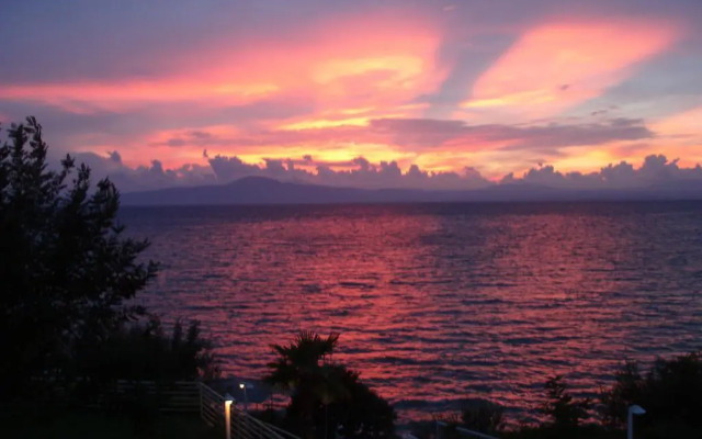 Messinian Bay Hotel