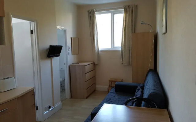 Coombe Lodge Holiday Flats