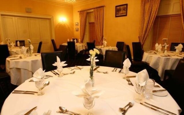 Eden House Hotel