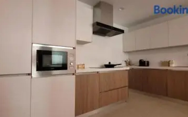 Goldcrest Luxury Apartments