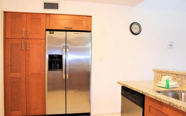 Vista Verde East 3-223